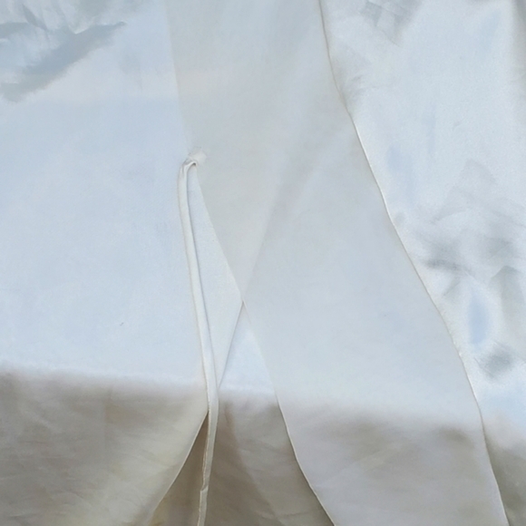 Etienne Vintage Ivory Satin Floral‎ Robe One size - Picture 10 of 12